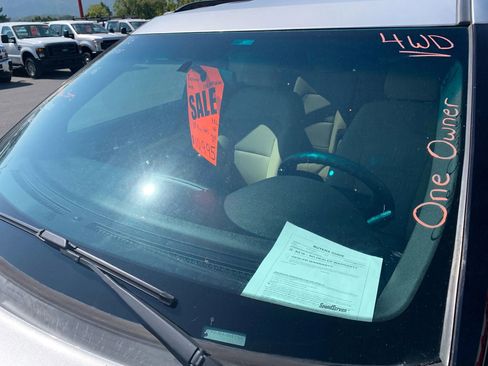 Used 2016 Ford Explorer 4WD image 4