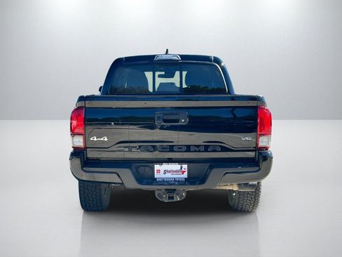 Used 2023 Toyota Tacoma SR AWD/4WD image 6