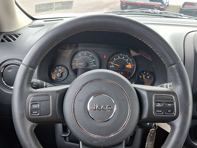 Used 2017 Jeep Patriot High Altitude AWD/4WD image 26