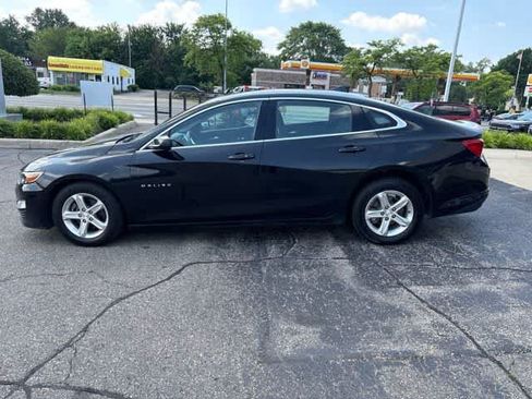 Used 2023 Chevrolet Malibu LT w/ Driver Confidence Package FWD image 14
