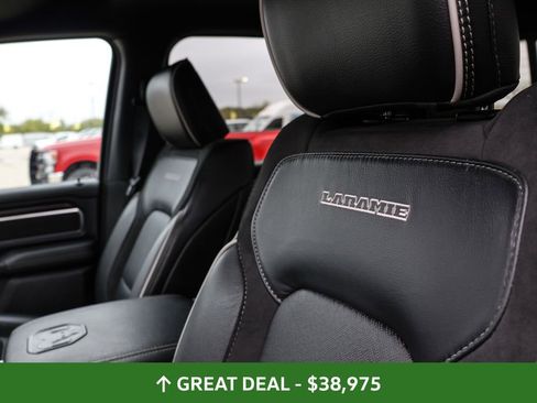 Used 2025 RAM 1500 Laramie image 32