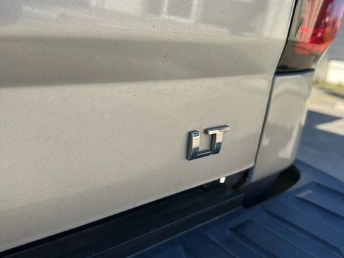 Used 2018 Chevrolet Silverado 1500 LT w/ Texas Edition image 9