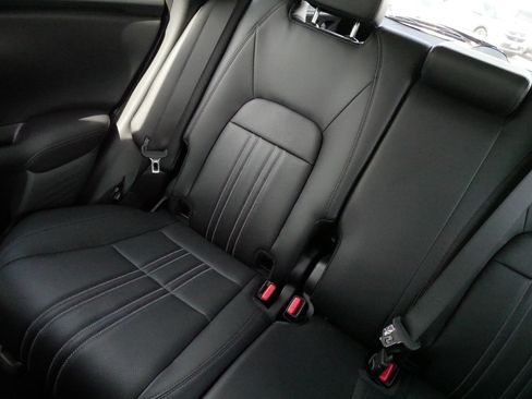 Certified 2026 Honda HR-V EX-L image 12