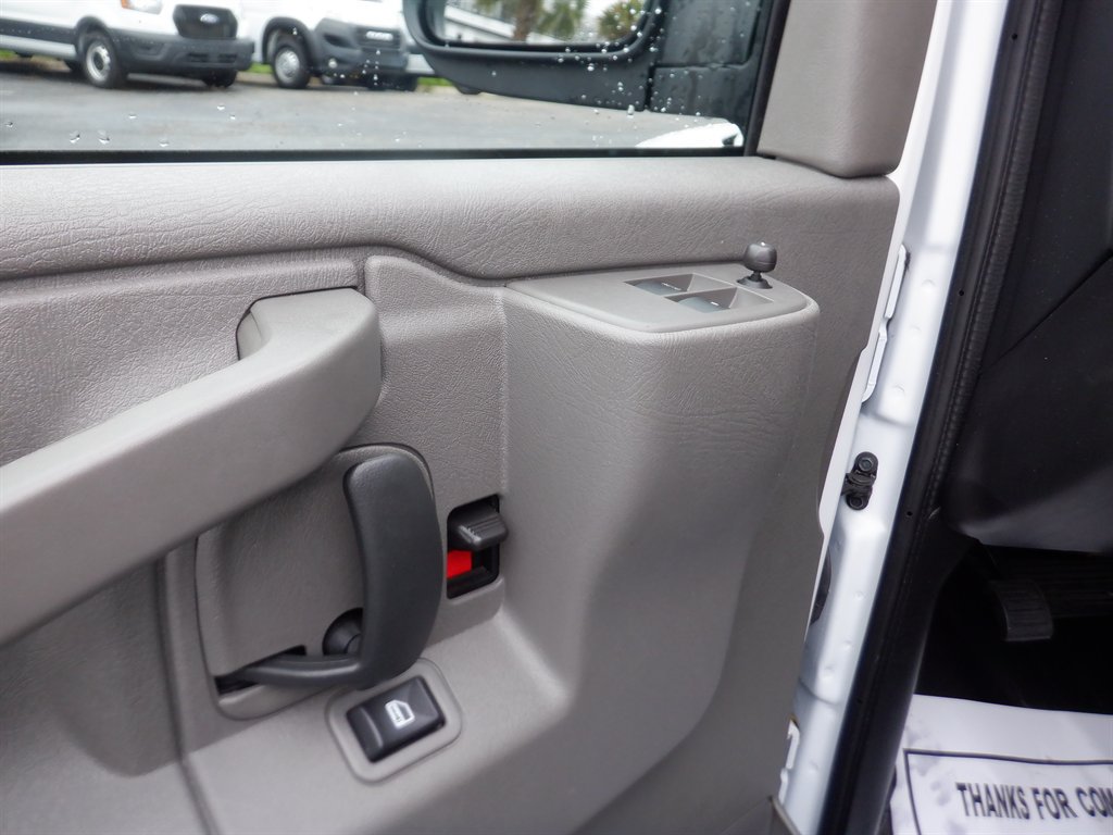 Used 2025 GMC Savana 2500 w/ Driver Convenience Package RWD image 12