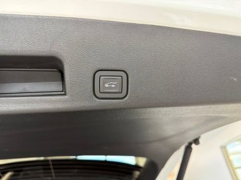 Used 2026 GMC Acadia Elevation w/ LPO, Floor Liner Package AWD/4WD image 20