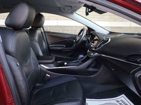 Used 2017 Chevrolet Volt Premier w/ Driver Confidence II Package FWD image 23
