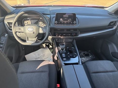 New 2026 Nissan Rogue SV image 12