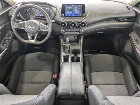 Used 2024 Nissan Sentra SV FWD image 17