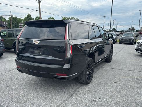 Used 2022 Cadillac Escalade ESV Sport w/ Touring Package AWD/4WD image 5