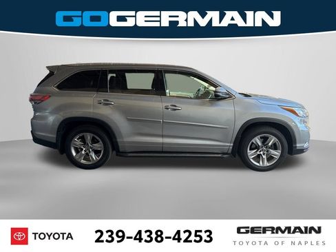 Used 2016 Toyota Highlander Limited image 11