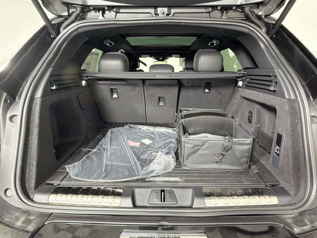 New 2027 Land Rover Range Rover Sport Dynamic SE AWD/4WD image 28