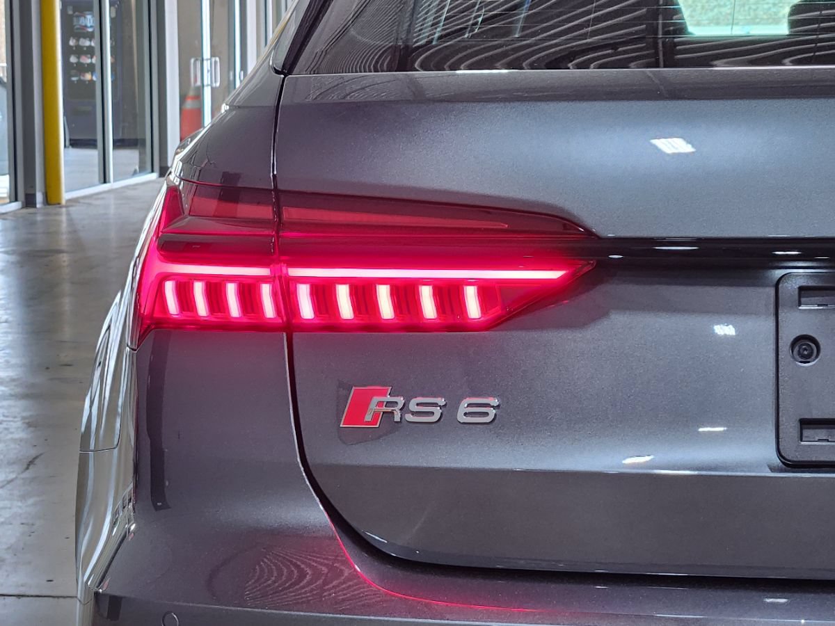Used 2024 Audi RS 6 performance AWD/4WD image 22