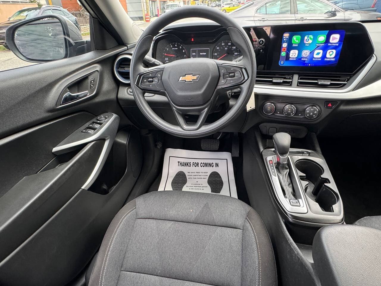 Used 2024 Chevrolet Trax LS w/ LS Convenience Package FWD image 15