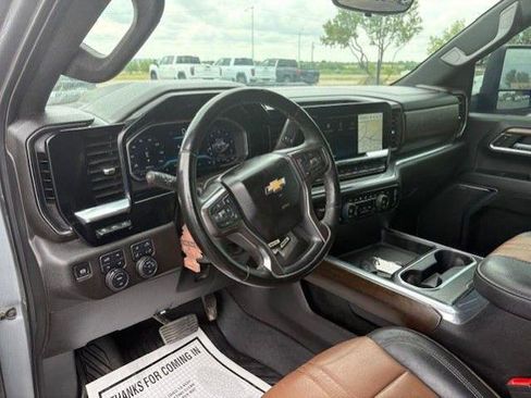 Used 2024 Chevrolet Silverado 2500 High Country w/ High Country Premium Package AWD/4WD image 7