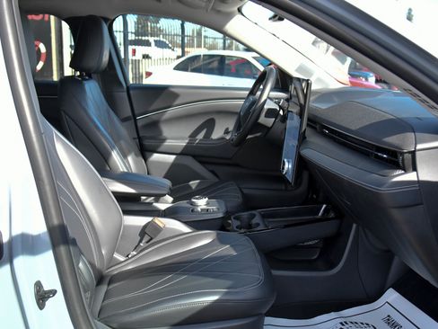 Used 2024 Ford Mustang Mach-E Select w/ Comfort Package Lite image 44