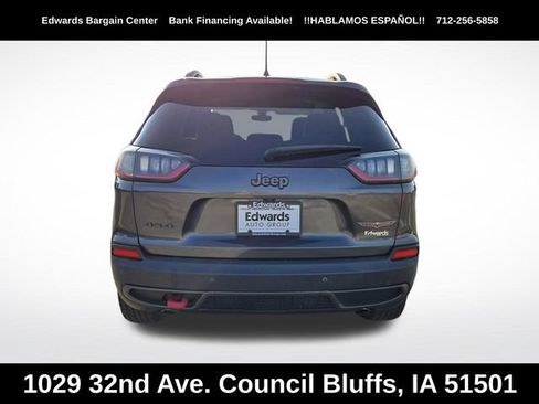 Used 2019 Jeep Cherokee Trailhawk w/ Cold Weather Group AWD/4WD image 4