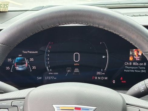 Used 2024 Cadillac XT4 Sport FWD image 27