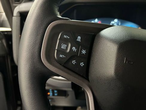 Used 2025 Ford Bronco Badlands image 22