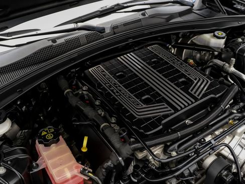 Used 2018 Chevrolet Camaro ZL1 RWD image 47