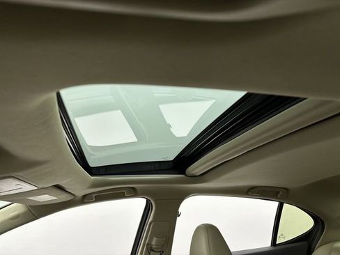 Used 2020 Acura TLX 2.4L Technology Pkg image 22