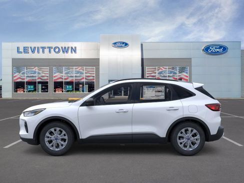 New 2025 Ford Escape Active w/ Tech Pack #1 AWD/4WD image 3
