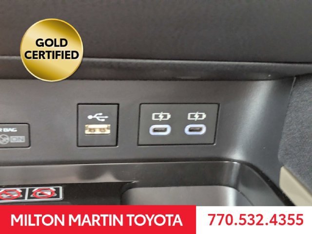 Used 2026 Toyota Camry LE FWD image 22