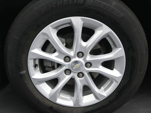 Used 2020 Chevrolet Equinox LS FWD image 10