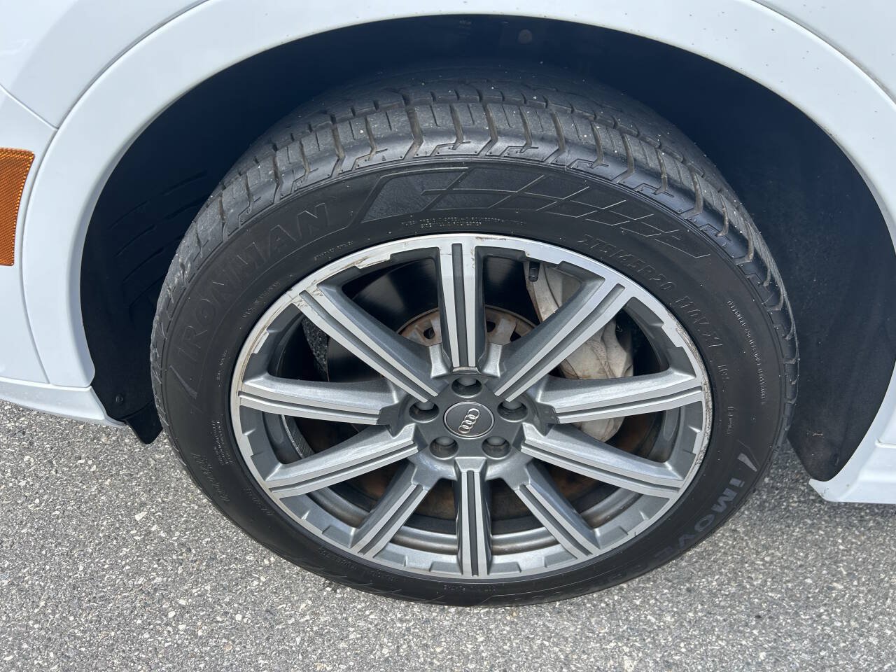 Used 2017 Audi Q7 3.0T Premium Plus AWD/4WD image 13