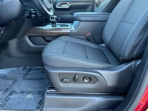 Used 2023 Chevrolet Silverado 1500 RST AWD/4WD image 5