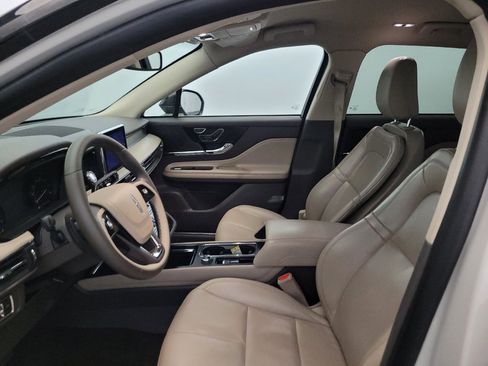 Used 2022 Lincoln Corsair AWD w/ Equipment Group 101A image 17