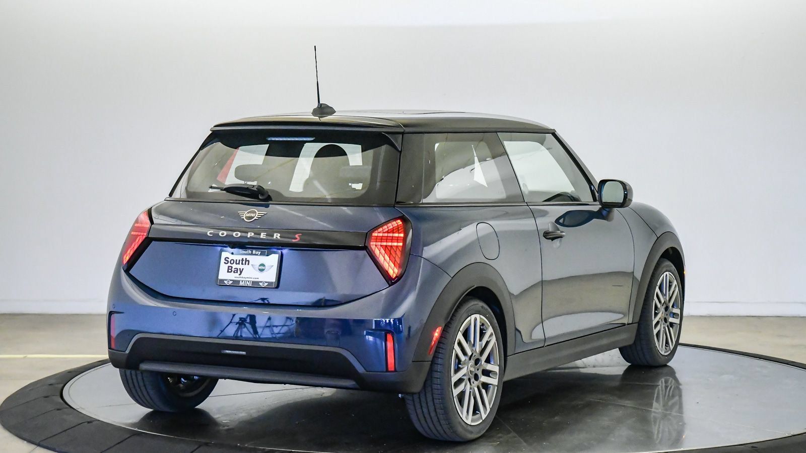 New 2026 MINI Cooper S FWD image 5