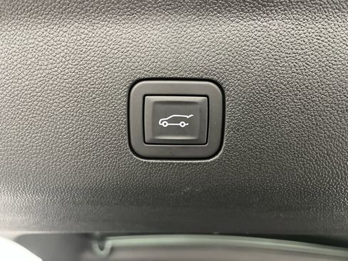 Certified 2024 Chevrolet Suburban RST w/ Luxury Package image 37