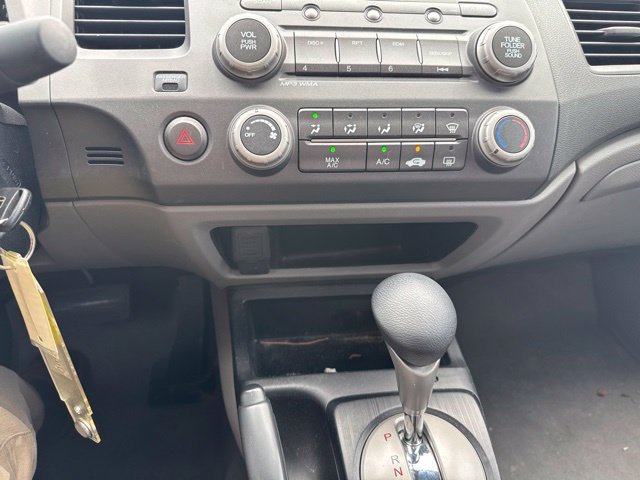 Used 2009 Honda Civic DX-VP image 12