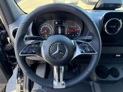 New 2026 Mercedes-Benz Sprinter 2500 image 12