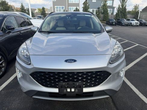 Used 2020 Ford Escape Titanium AWD/4WD image 5