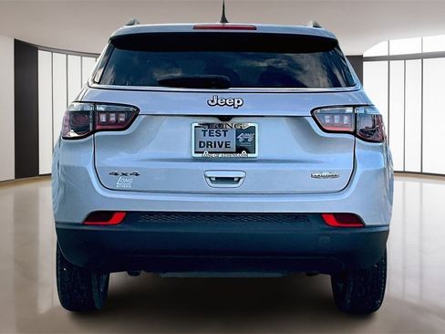 Used 2024 Jeep Compass Latitude w/ Convenience Group image 4