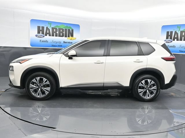 Used 2023 Nissan Rogue SV FWD image 2