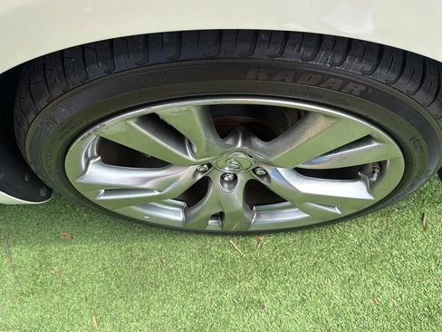 Used 2016 INFINITI Q70 L 3.7 w/ Deluxe Touring Package RWD image 33