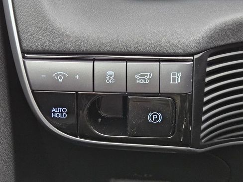 New 2026 Hyundai Ioniq 5 Limited image 16