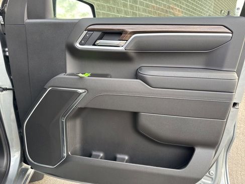 New 2026 Chevrolet Silverado 1500 LT image 39