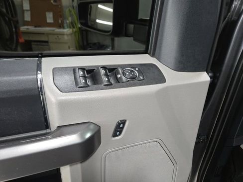 Used 2022 Ford F250 XLT image 17