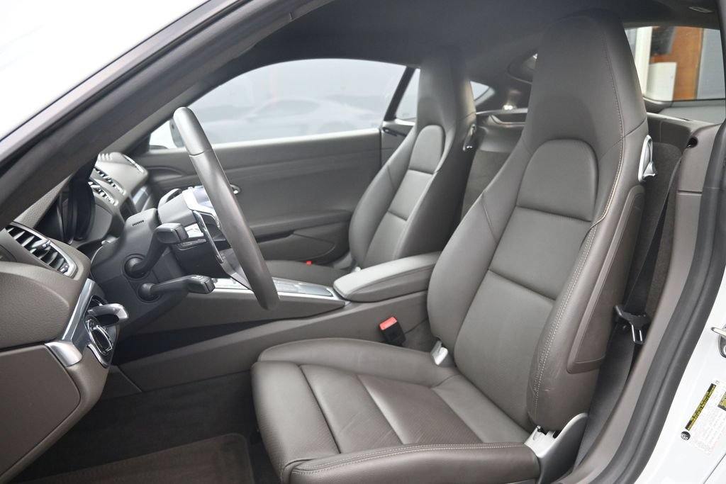 Certified 2019 Porsche 718 Cayman S RWD image 5