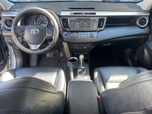 Used 2014 Toyota RAV4 Limited image 11