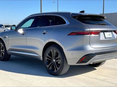 New 2025 Jaguar F-PACE R-Dynamic S AWD/4WD image 3