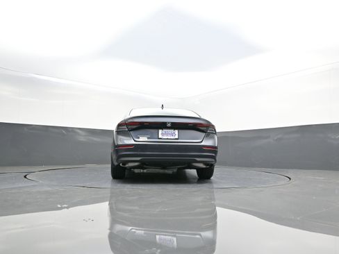 Used 2023 Honda Accord EX image 34