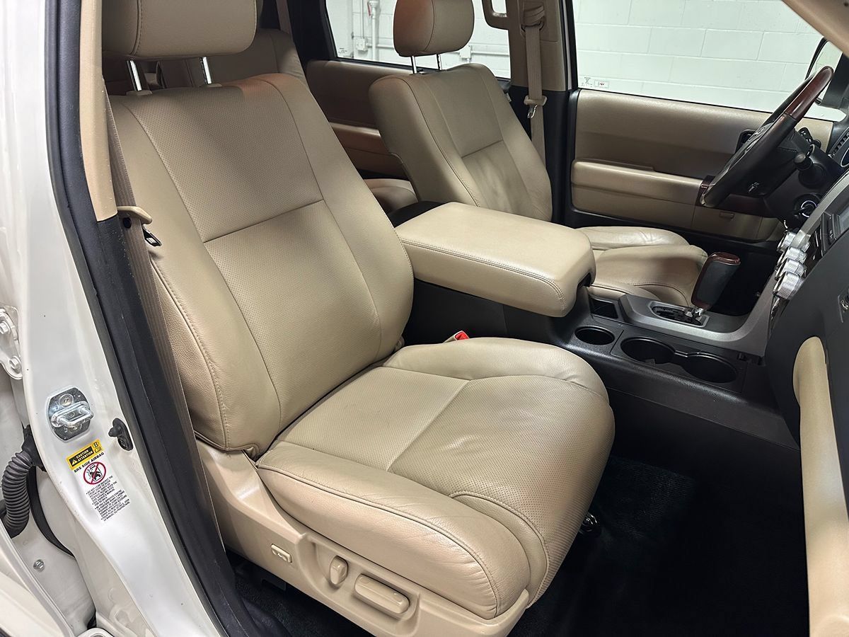 Used 2016 Toyota Sequoia Platinum AWD/4WD image 12