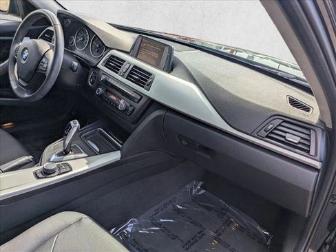 Used 2013 BMW 328i Sedan RWD image 22