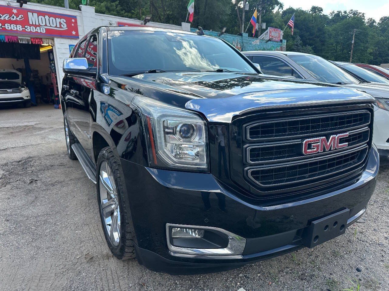 Used 2016 GMC Yukon SLT w/ Open Road Package AWD/4WD image 5