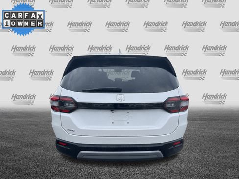 Used 2025 Honda Pilot EX-L image 9