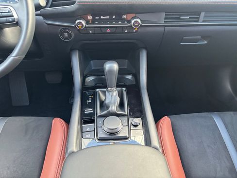 Certified 2025 MAZDA MAZDA3 s image 28